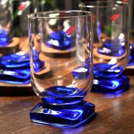 VASO MODELO IBISCO PIE AZUL 20CL E/3 UNIDADES