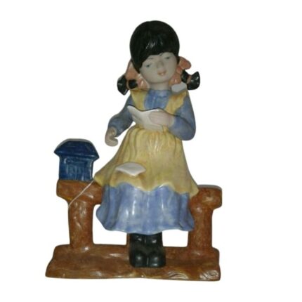 FIGURA NENA DEL BUZON
