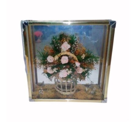 VITRINA ESPEJO CON CESTA Y FLORES SECAS 27´5X27´5X6´5